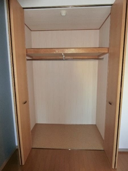 Cozy緑が丘A棟の収納