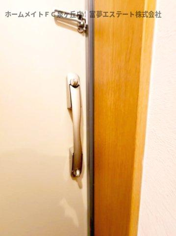 YF泉ヶ丘の玄関
