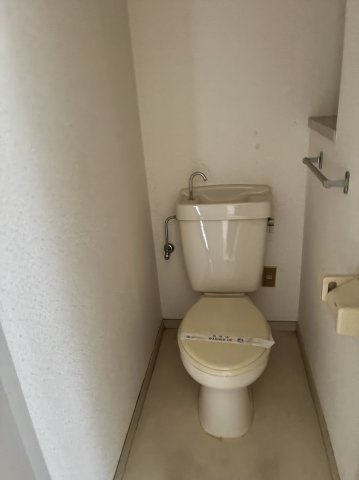 呉市天応南町の賃貸マンションのトイレ