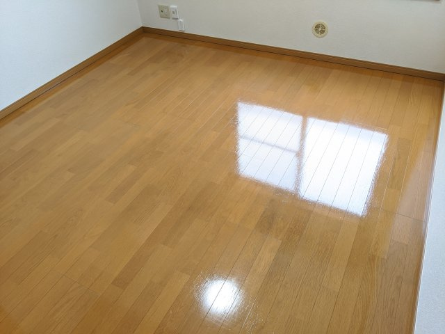 プログレ中央の内装