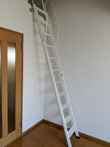 プログレ中央の内装