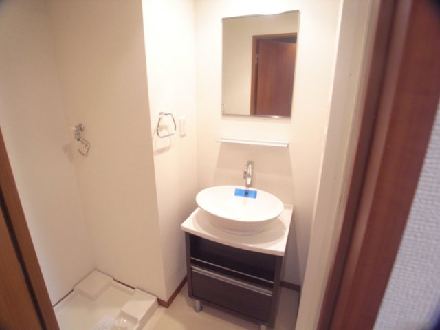 パシフィックレジデンス神戸八幡通の洗面所