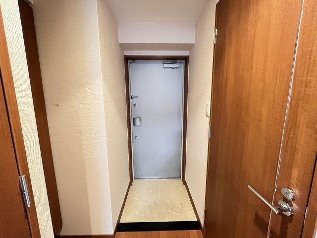 パシフィックレジデンス神戸八幡通の玄関