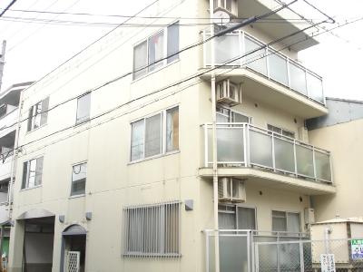 テラスオークラの外観