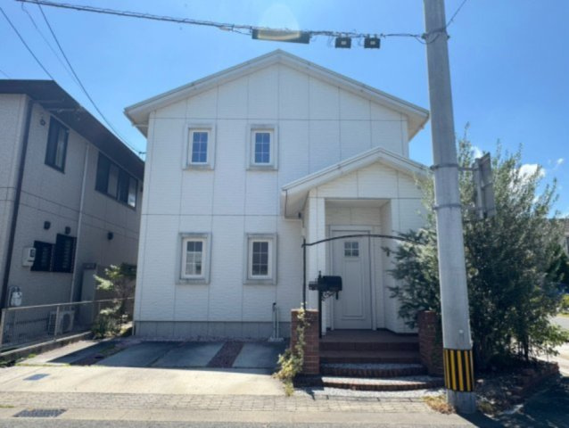 BON JONOーボン・ジョーノー小倉北区片野新町3丁目　3LDKー　【小倉北区　中古戸建て】の駐車場|駐車スペースは並列２台可　【小倉北区　中古戸建て】