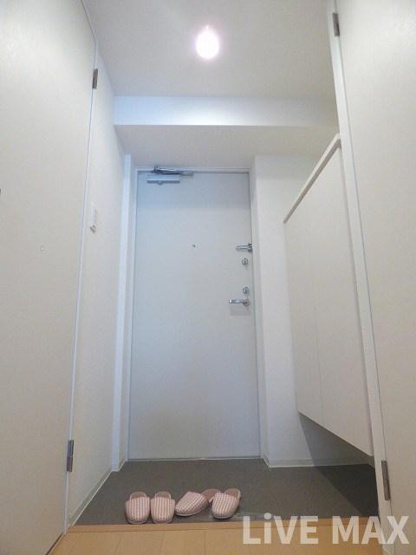 【玄関】SERENiTE本町エコート