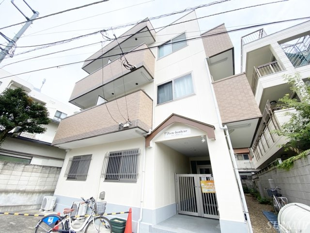 ポルトボヌールの外観|外観です☆