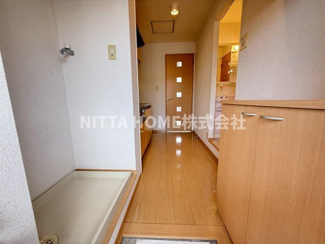 Ａｌｌ　ｆｏｒ　Ｏｎｅの玄関|お部屋は2階、外階段です◎