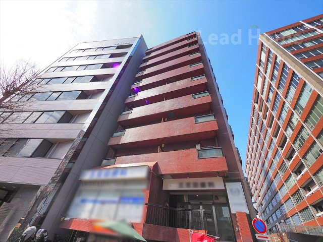 【外観】 | 五反田ガーデンハイツ | ブラウン調の外観が落ち着いた印象を与えるマンションです！周囲の利便性も高く快適に過ごせますね♪