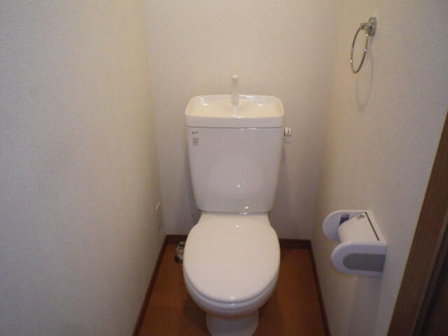 セナリオフォルム柏Ⅱのトイレ|トイレもきれいです