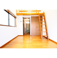 ロフト完備の明るいお部屋
