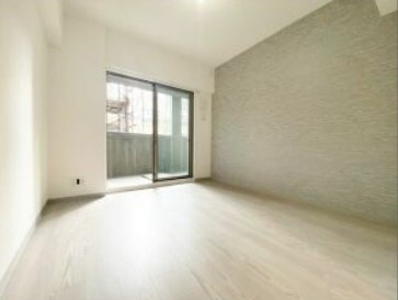 【居間・リビング】クレストタップ神戸湊町ブラン