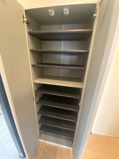 エンゼル　ツーの玄関