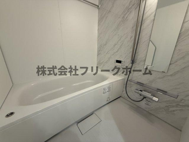 メゾン・ココンの浴室