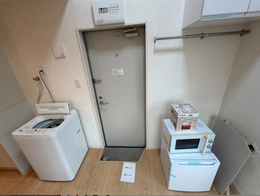 ソフィアツリー(家具付き)の玄関|敷金礼金ゼロ☆初期安☆家具家電付き☆