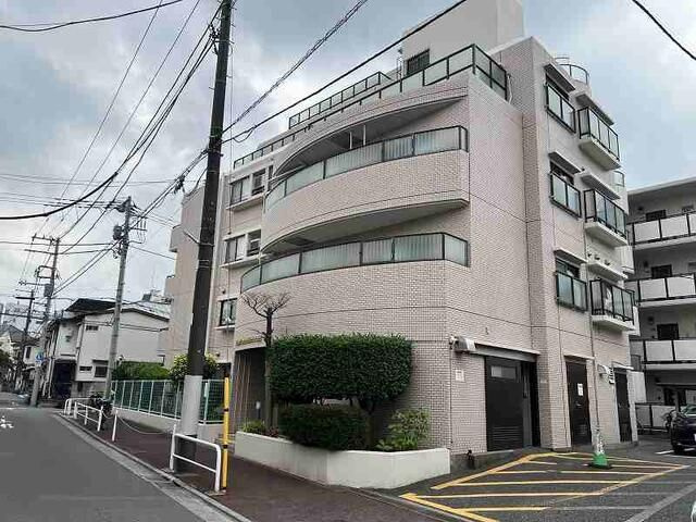 板橋区板橋４丁目の賃貸マンションの外観