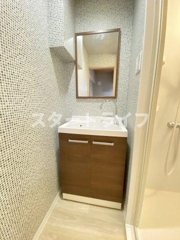 大阪市淀川区西中島６丁目の賃貸マンションの洗面所