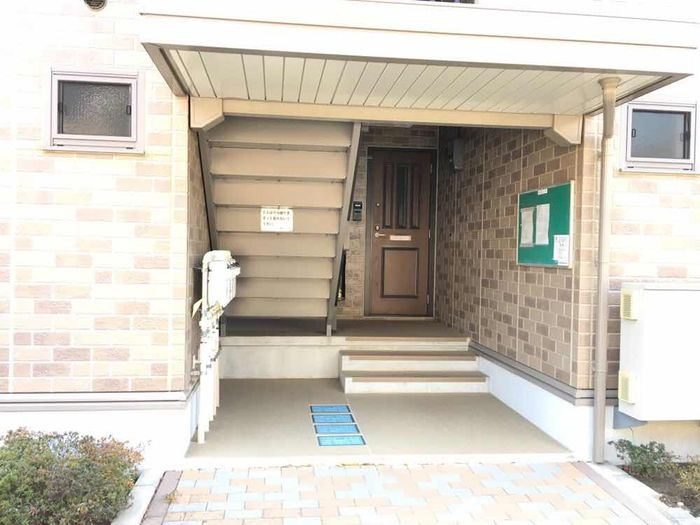 リビングタウン大和南　Cのエントランス