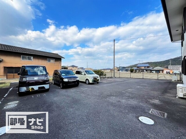 タートルハイツＡの駐車場|駐車場