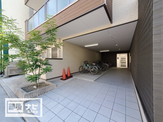 プレミール亀岡のエントランス|エントランス