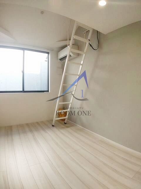 コンフォルタ椎名町の居間・リビング|洋室のお部屋です。