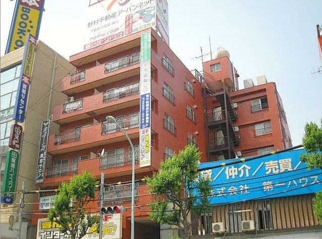 マンション荻窪の外観