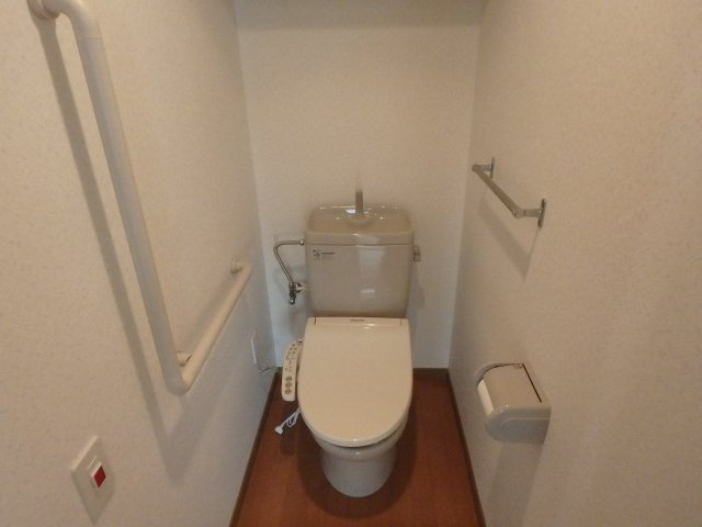 【トイレ】 | グランツＯＫＡＭＯＴＯⅦ | ゆったりとした空間のトイレです