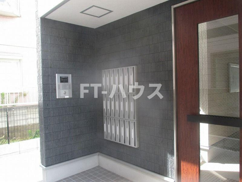 Frontireのエントランス