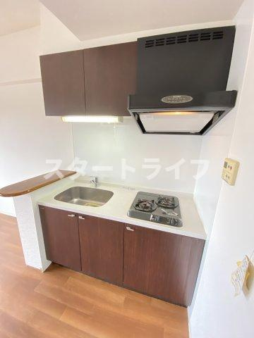 大阪市淀川区西三国４丁目の賃貸マンションのキッチン