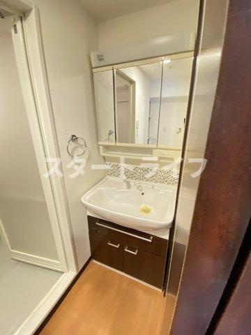 大阪市淀川区西三国４丁目の賃貸マンションの洗面所