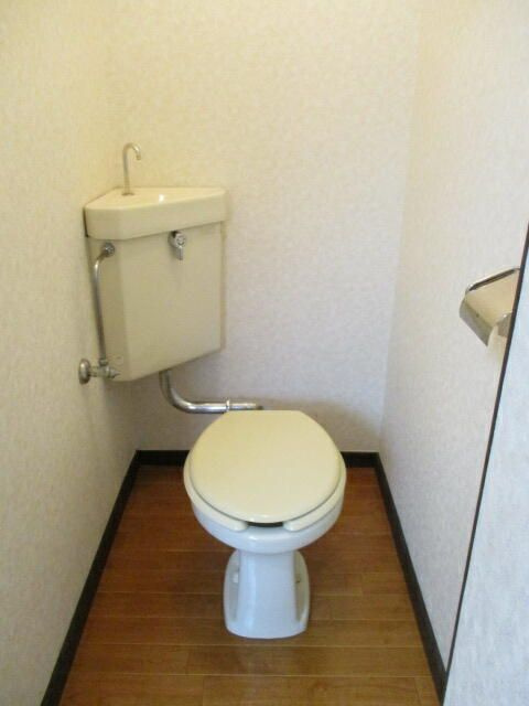 北区岩淵町の賃貸マンションのトイレ