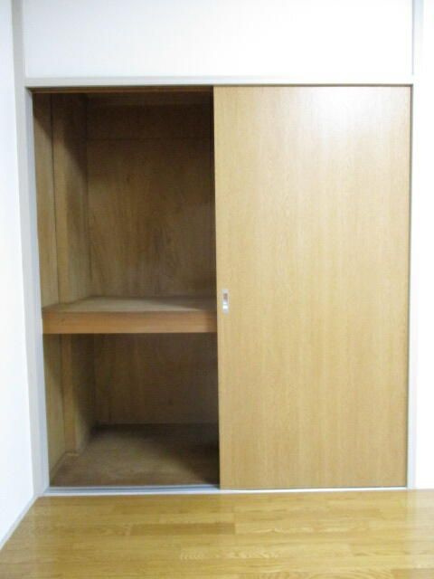 北区岩淵町の賃貸マンションの収納