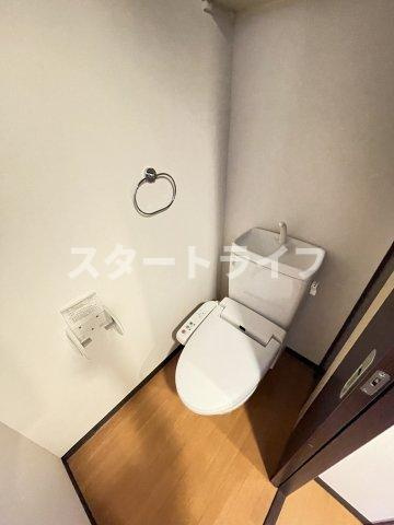 大阪市淀川区西三国４丁目の賃貸マンションのトイレ