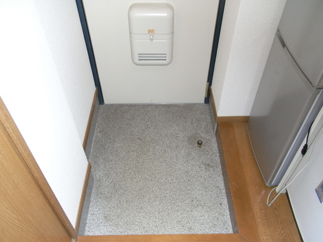 ブロスコート住吉の玄関