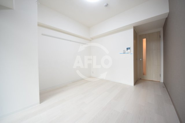 AKASHI ENTERPRISEの居間・リビング|AKASHI ENTERPRISE　洋室