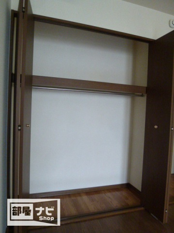 カレッジハイツ山地の収納|収納