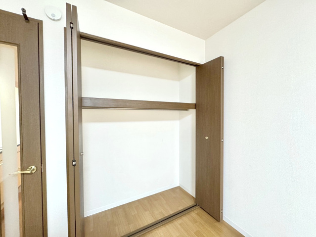 カレッジハイツ山地の収納|収納