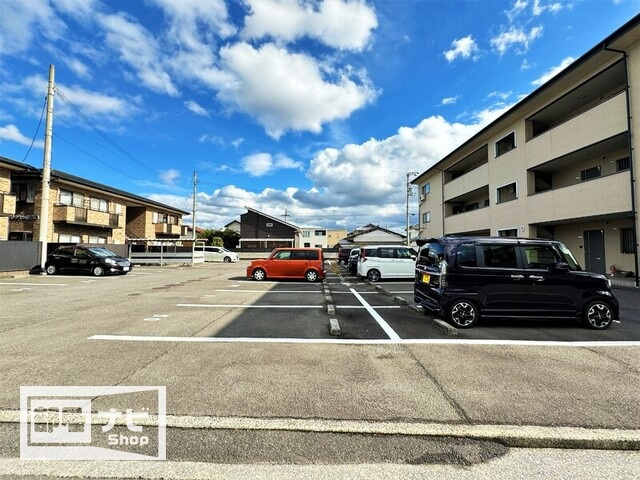 フォブールタウン成合Ｅの駐車場|駐車場