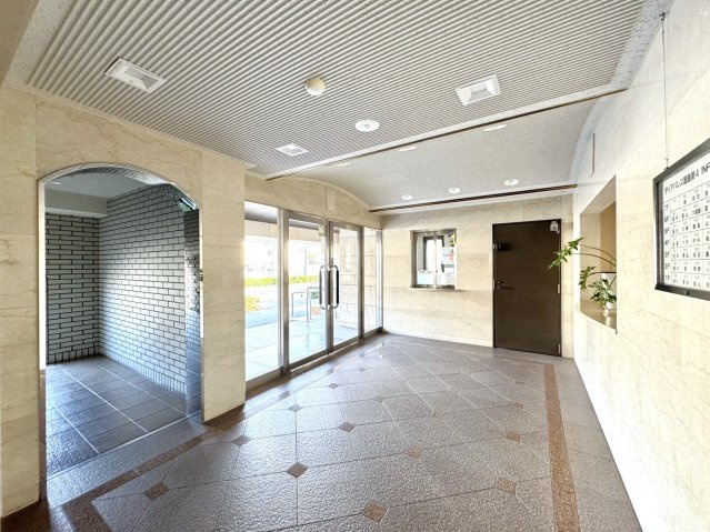 ダイアパレス屋島第四のエントランス|エントランス