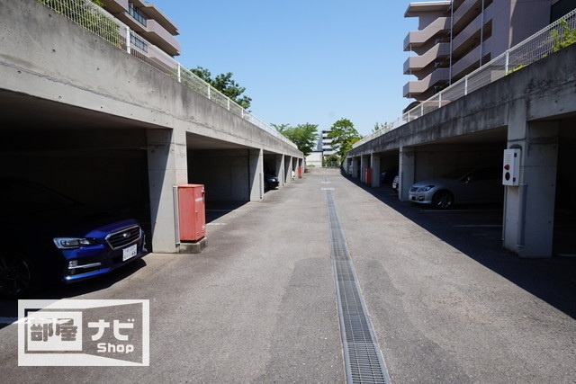 ストーンレイク子の浜Ｃ棟の駐車場|駐車場