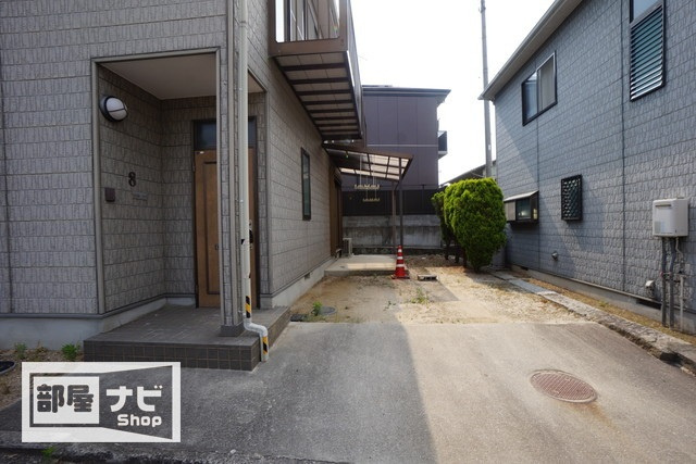 屋島タウン木村の駐車場|駐車場