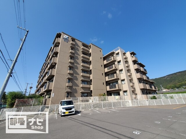 アルファステイツ屋島の外観|建物外観