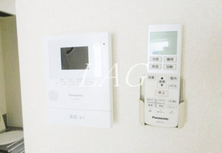 【セキュリティ】 | ＶＩＶＡＨＯＵＳＥ弦巻 | モニター付インターホンです。