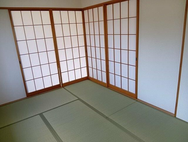 アルデール枡形の和室