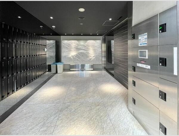 S-RESIDENCE神戸元町のロビー