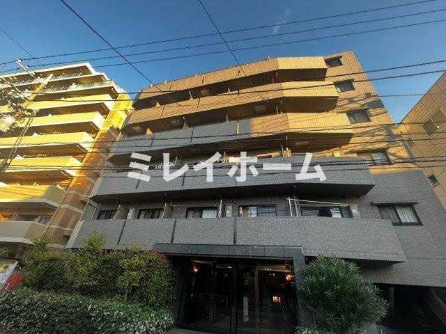 ルーブル蒲田六番館の外観