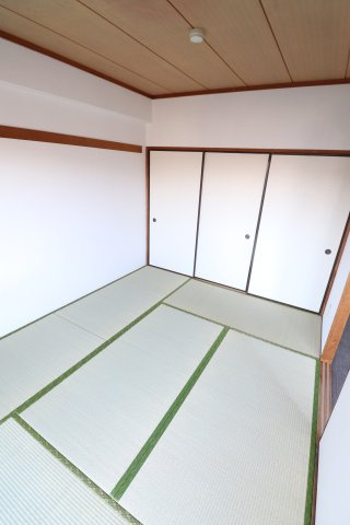 エクセル稲田の和室