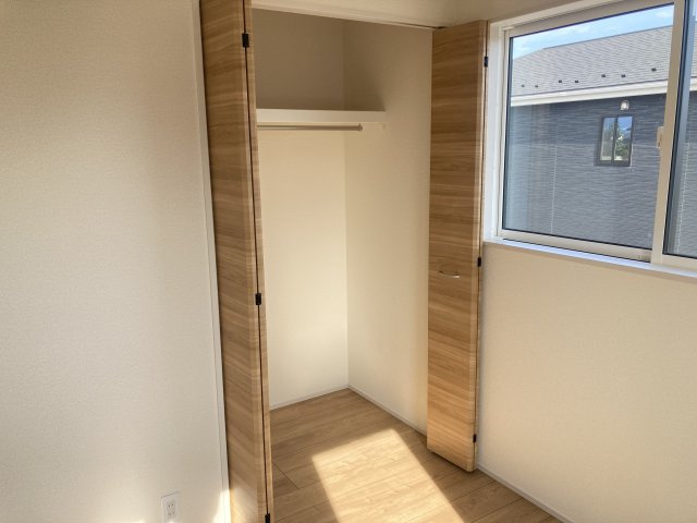 ブルーミングガーデン前橋市上新田町　１号棟の収納|【イメージ画像】2階洋室②収納です