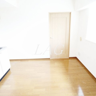 【居間・リビング】 | マルシャンドリタジマ | 洋室のお部屋です。