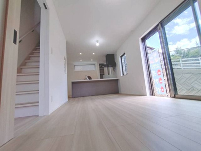 【居間・リビング】 | 城南区堤1丁目戸建